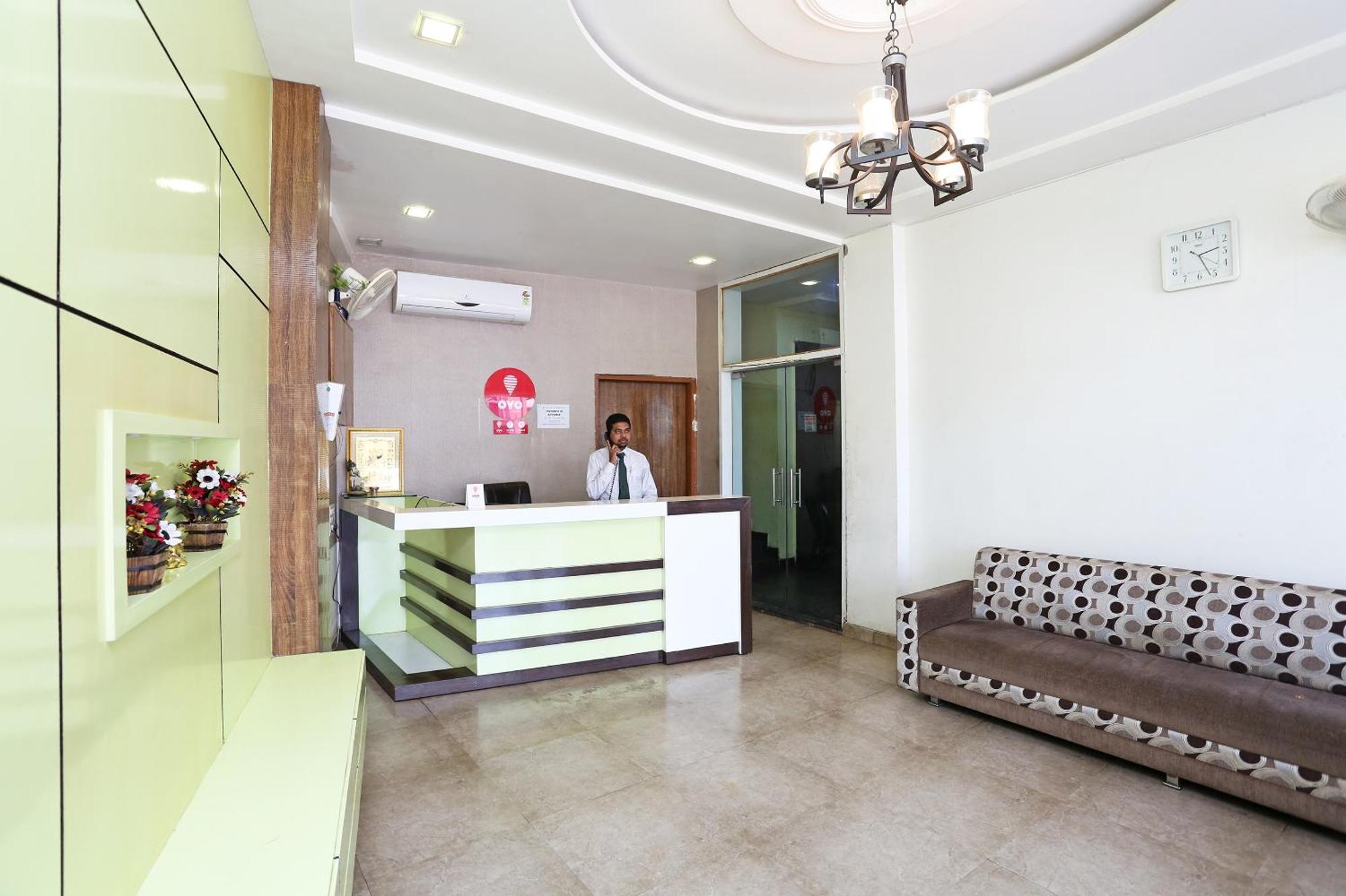 OYO 4154 Hotel Pearl Rāipur Buitenkant foto